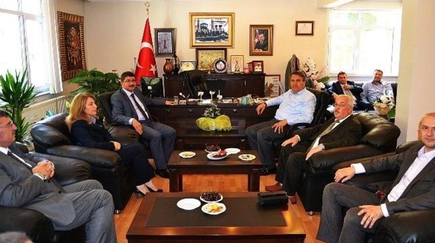 Ak Partili İki Yeni Belediyeden İşbirliği Mesajı