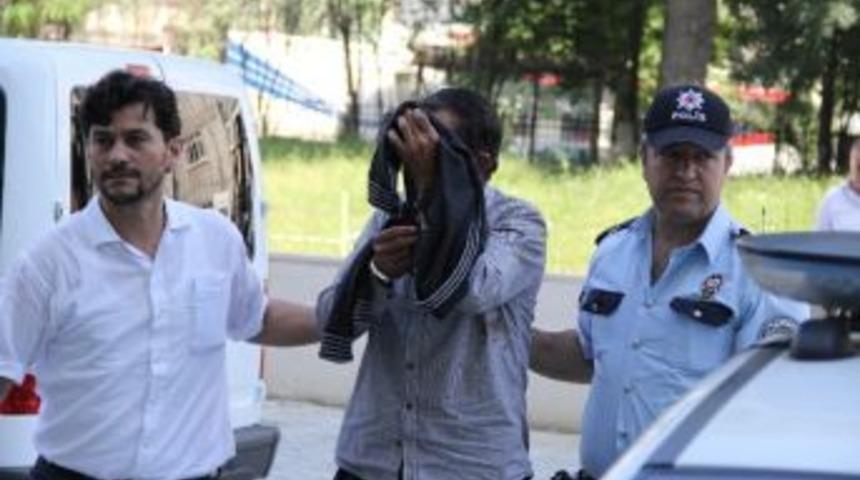 Damadın Babasına G&ouml;zaltı