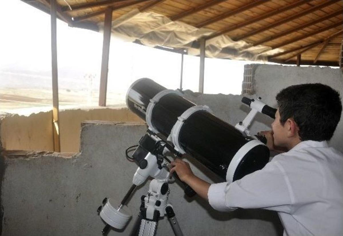 Sayısız &Ccedil;atışmalara Şahitlik Yapan Kule, Bilim İ&ccedil;in &Ouml;ğrencilere Adandı