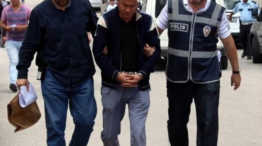 Eskişehir&rsquo;deki Bı&ccedil;aklı Kavga, 2 Yaralı