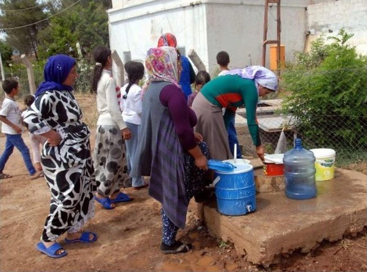 Mahallelinin Su &Ccedil;ilesi