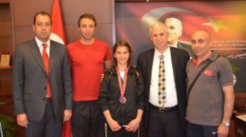 S&ouml;keli Karateci Balkan Şampiyonası&rsquo;nda Milli Formayı Giyecek