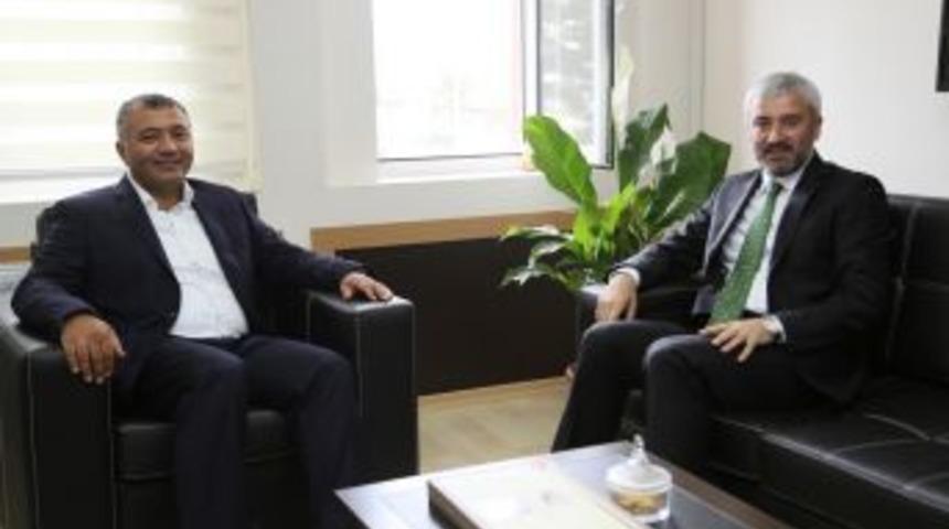 Vali Kenan &Ccedil;ift&ccedil;i'nin Veda Ziyaretleri