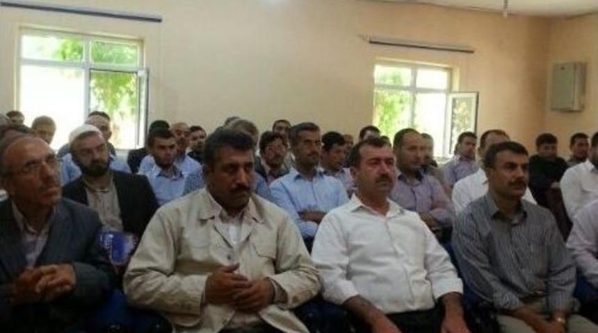 Sason İl&ccedil;e M&uuml;ft&uuml;s&uuml; Seminer Verdi