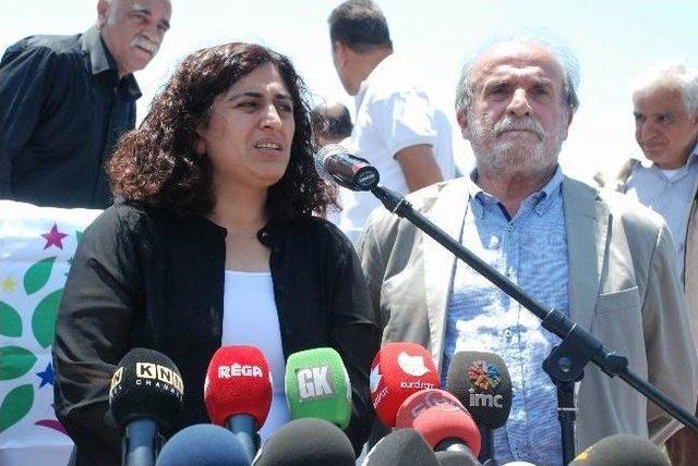 Tuncel: “bayrak İndirme Meselesi Provokasyondur”