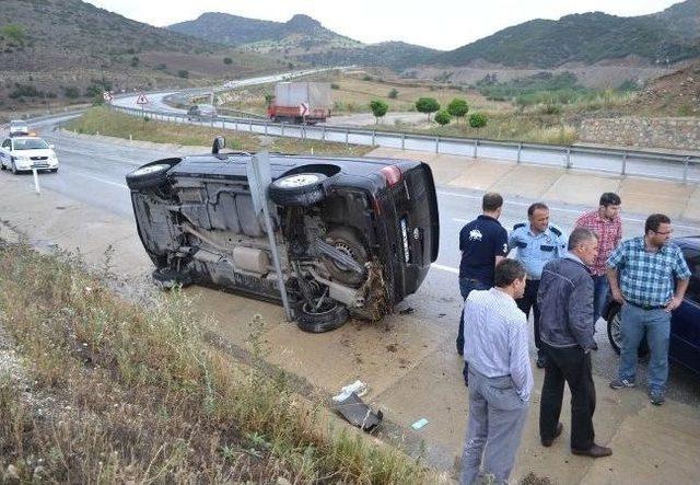 Minibüs Takla Attı: 5 Yaralı