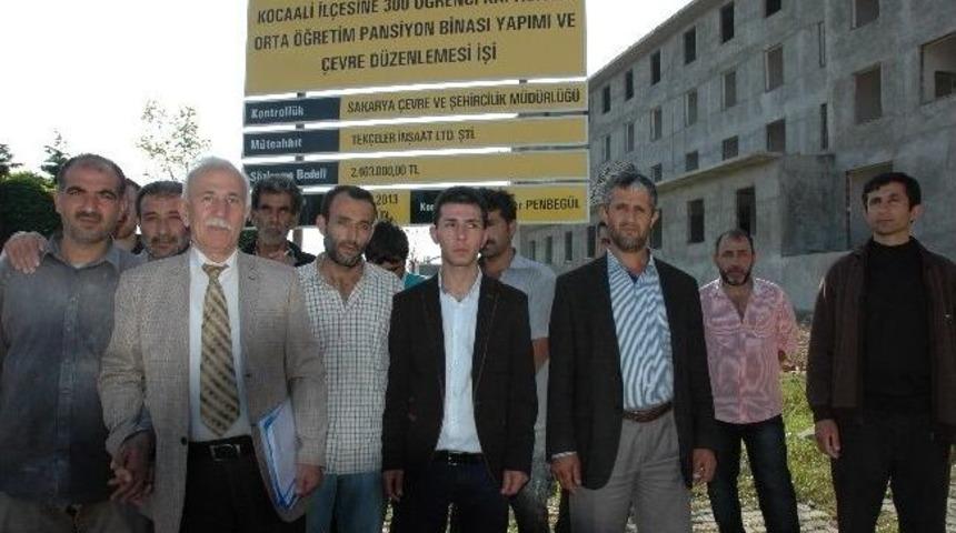 Kocaali&rsquo;nde Yurt İnşaatı Durduruldu