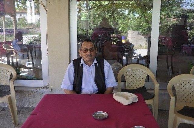 "atatürk Kendisine Mani Söyleyen Gence Büyük Para Verdi" 1