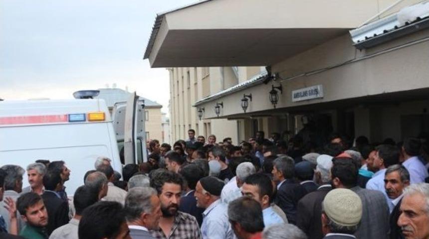 Bulanık&rsquo;ta Silahlı Kavga: 1 &Ouml;l&uuml;, 4 Yaralı