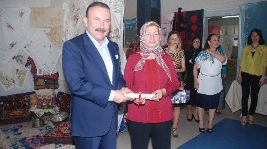 İzmek'te Hedef 20 Bin Kursiyer