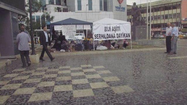 Diyarbakırlı Vatandaşlardan Annelere Destek