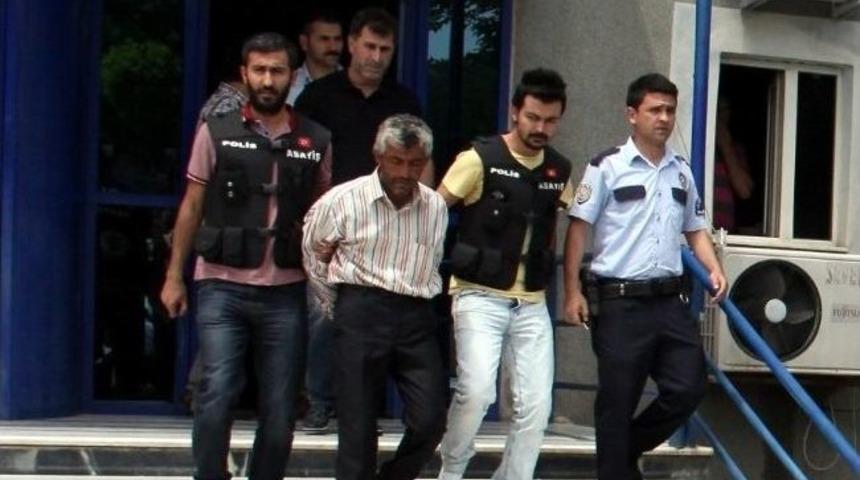 Parkta &Ouml;l&uuml; Bulunan Şahsın Katil Zanlısı Teslim Oldu