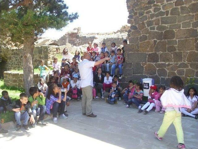 Yakutiye Aliravi İlkokulu &Ouml;ğrencileri Tabyaları Gezdi 2