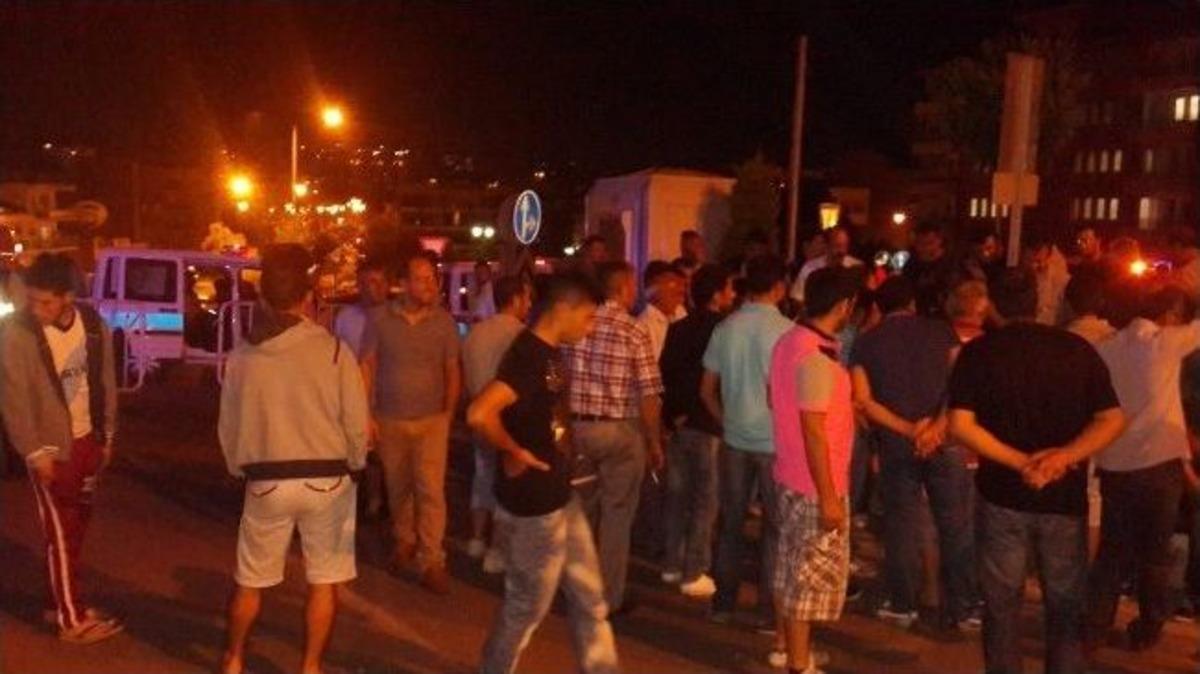 Kuşadası&rsquo;nda Tekstil Pazarı Gerginliği