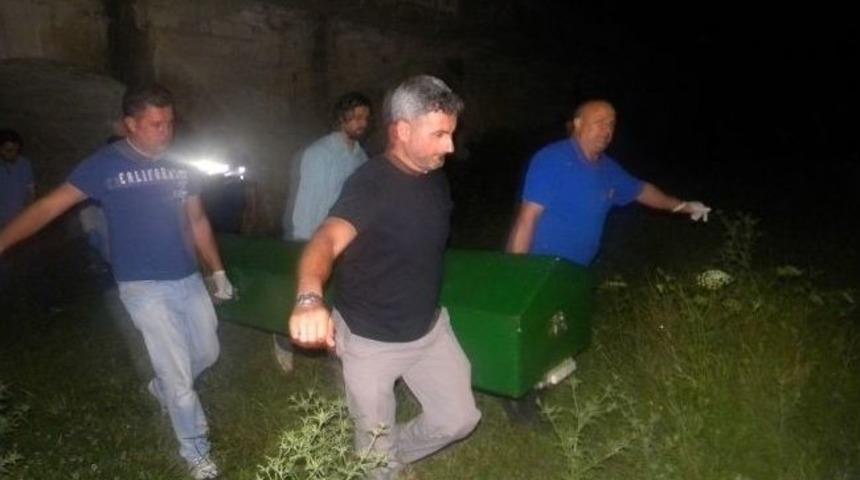 (&ouml;zel Haber) Kredi Kartı Borcu Y&uuml;z&uuml;nden Kendini Astı