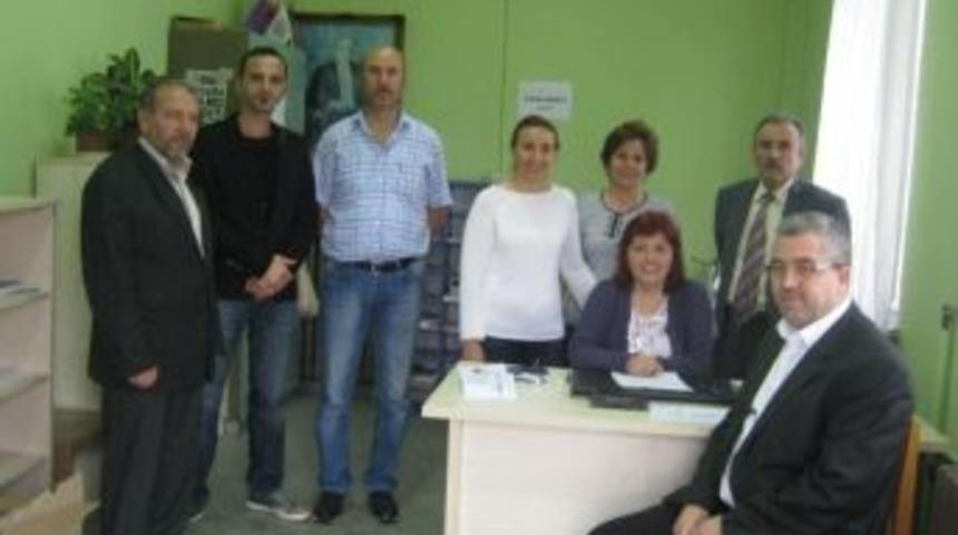 İzmit Belediyesi Muhtarları &Ouml;nemsiyor