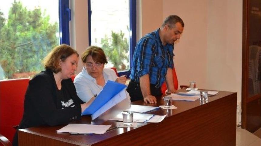 &Ccedil;erkezk&ouml;y Belediye Meclisinde Komisyon Raporları Karara Bağlandı