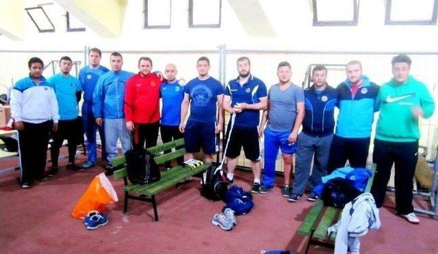 Atletler Fenerbah&ccedil;e Ve Galatasaray&rsquo;ı Takip Ediyor 1