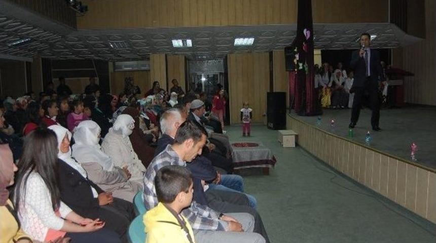 Himaye-et Sevgi Evi &Ouml;ğrencileri Bir Gece D&uuml;zenledi