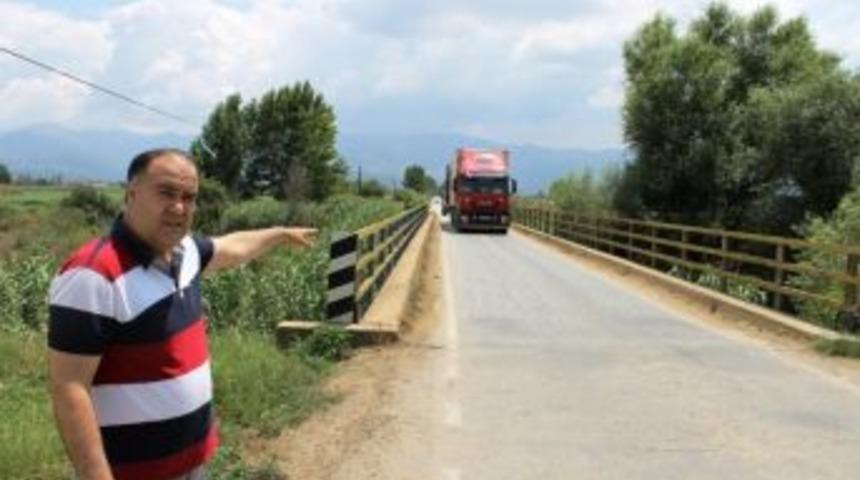 &ldquo;g&ouml;k&ccedil;en K&ouml;pr&uuml;s&uuml; Yeniden İnşa Edilmeli&rdquo;