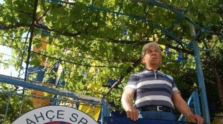 Şampiyonluk Sevinci, 4 Katlı Apartman Boyattı