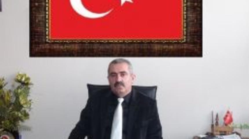 Hak-iş'ten 'bayrak' A&ccedil;ıklaması