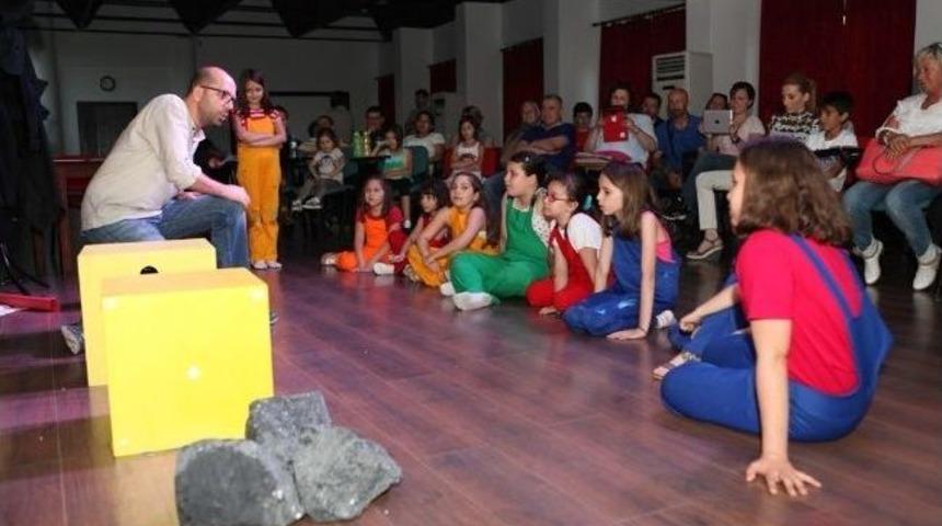 Geleceğin Tiyatro Sanat&ccedil;ıları Nil&uuml;fer&rsquo;de Yetişiyor