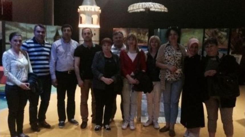 Makedon Heyet Btm&rsquo;ye Hayran Oldu