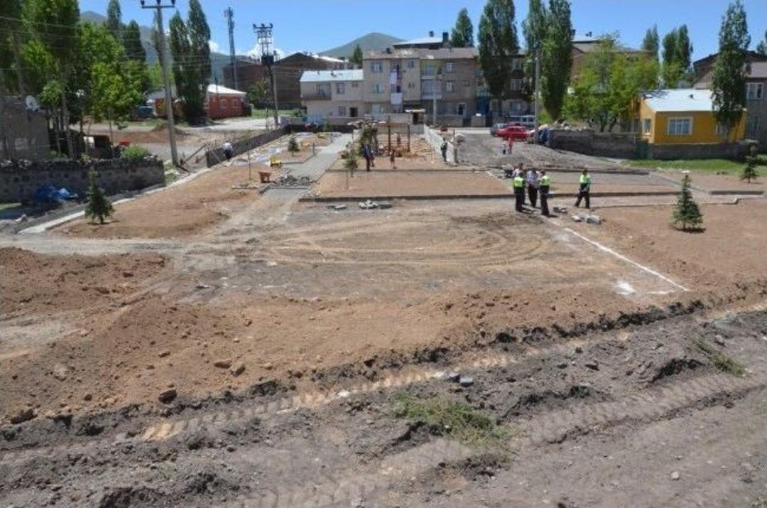 Paland&ouml;ken Belediyesi, Kazımyurdalan Mahallesi&rsquo;ne Yeni Park Yapıyor