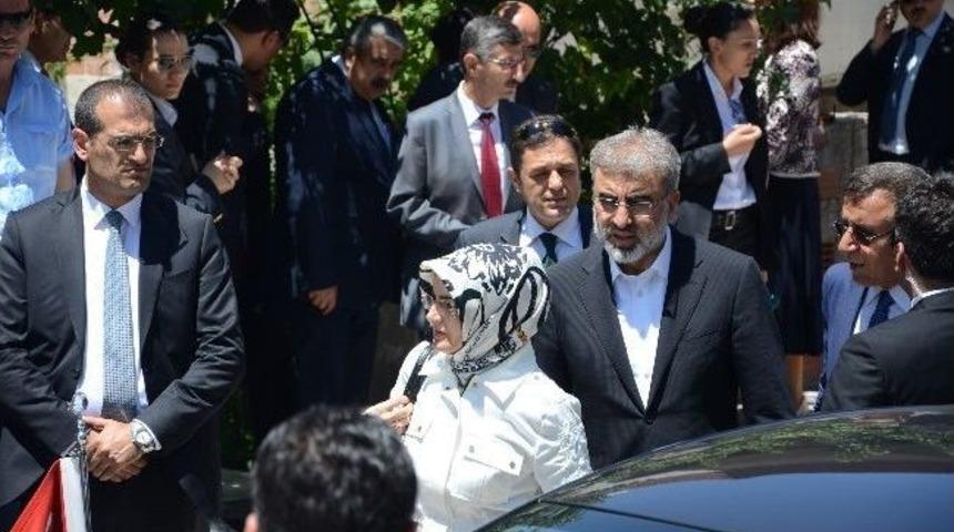 Emine Erdoğan&rsquo;dan Madenci Ailelerine Taziye Ziyareti