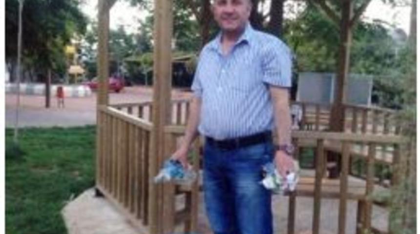 Gerc&uuml;şl&uuml; Esnaftan &Ouml;rnek Davranış