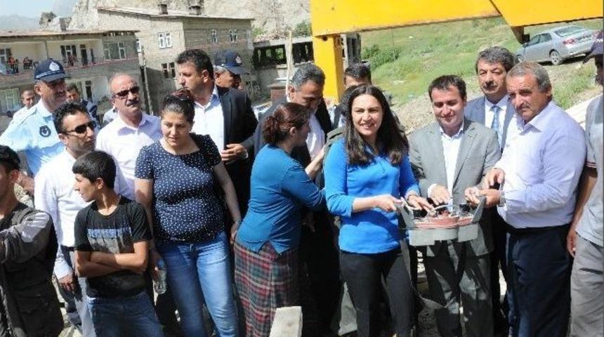 Hakkari&rsquo;de Meyve Ve Sebze Hali Temeli Atıldı