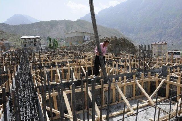 Hakkari’de Meyve Ve Sebze Hali Temeli Atıldı