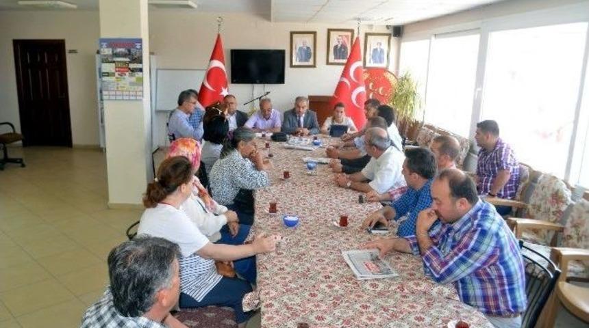 Mhp S&ouml;ke İl&ccedil;e Teşkilatından Bayrak Tepkisi