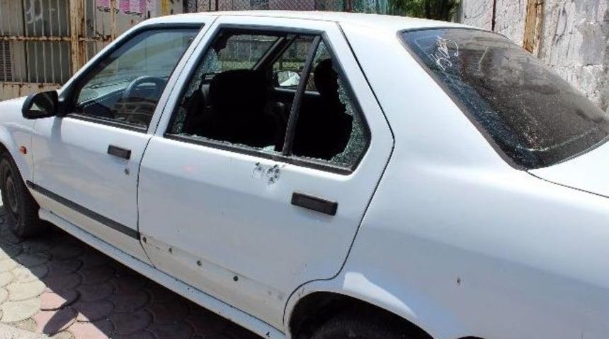 Alevi K&uuml;lt&uuml;r Derneği&rsquo;ne Silahlı Saldırı: 3 Yaralı