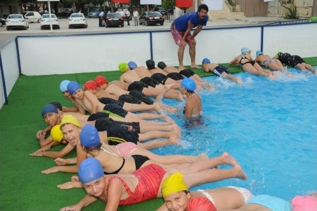 Manisa B&uuml;y&uuml;kşehir Belediyespor Futbol Ve Y&uuml;zmede Yaz Okulu A&ccedil;tı