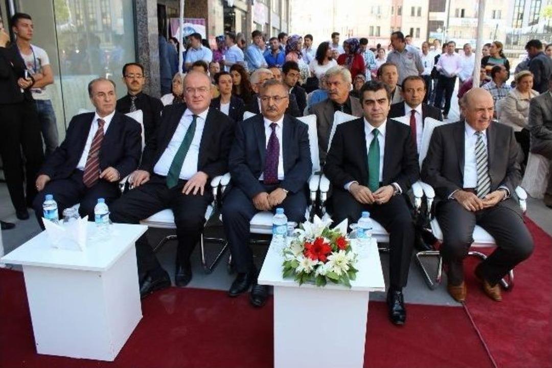 Kayseri İnsan Kaynakları Ve İstihdam Fuarının A&ccedil;ılışı Yapıldı