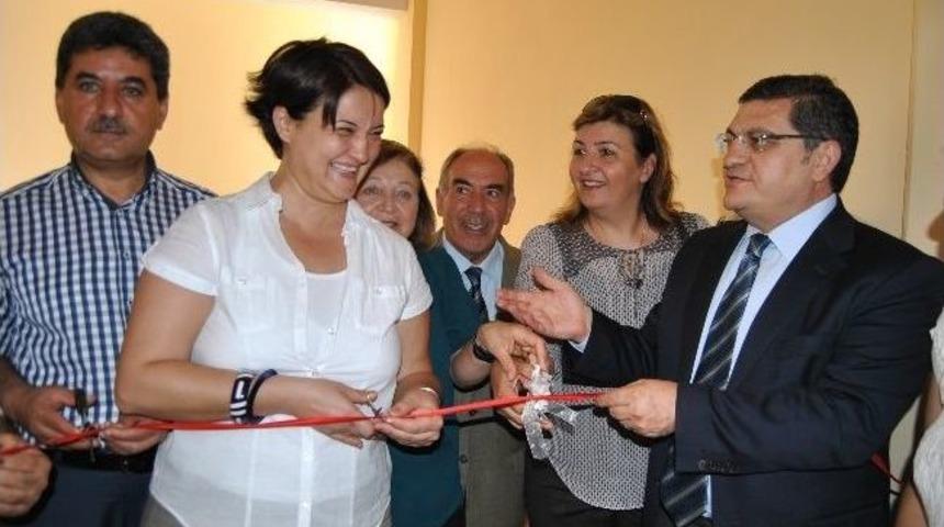 Mersin Cemevinde Ahşap Boyama Sergisi A&ccedil;ıldı