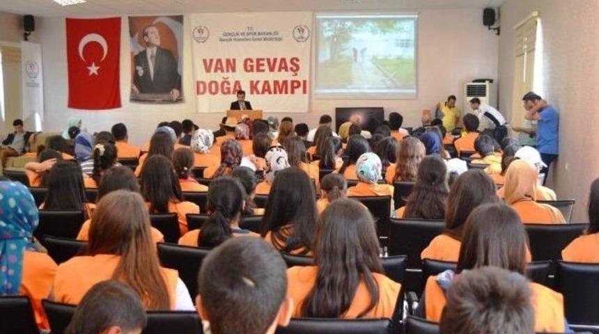 Van&rsquo;da &lsquo;iyilik G&ouml;n&uuml;ll&uuml;leri&rsquo; Buluşması