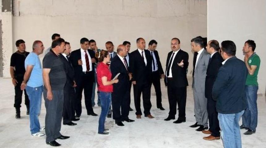 Vali Canbolat, Valilik Binası İnşaatında İncelemelerde Bulundu