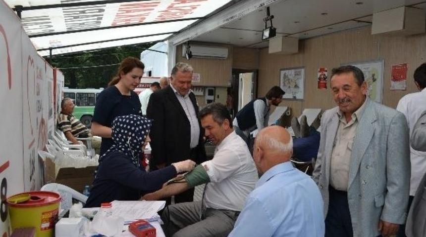 Kızılay&rsquo;dan İskilip&rsquo;te 225 &Uuml;nite Kan Topladı