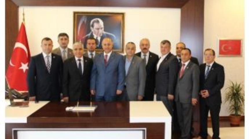 Vali Azizoğlu Meclis &Uuml;yelerini Ağırladı