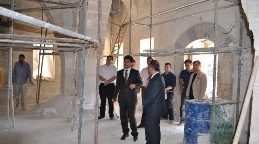 Vali Tapsız K&uuml;lt&uuml;r Varlıklarını İnceledi