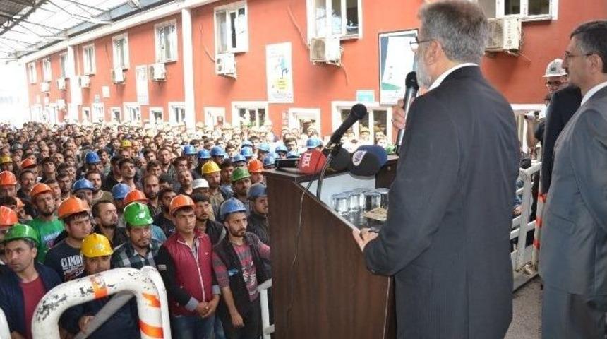 Bakan Yıldız Maden İş&ccedil;ilerine Seslendi