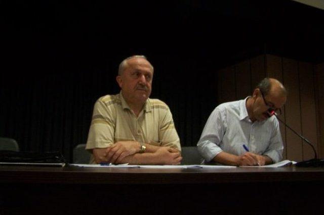 Din G&ouml;revlilerine Mers Vir&uuml;s&uuml; Hakkında Seminer Verildi 1