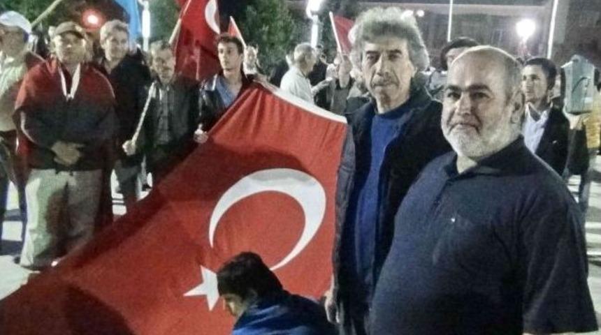 Simav&rsquo;da Bayrak Protestosu