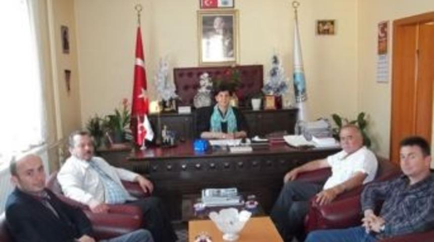 Mahalle Muhtarlarından Başkan G&uuml;neş&rsquo;e Ziyaret