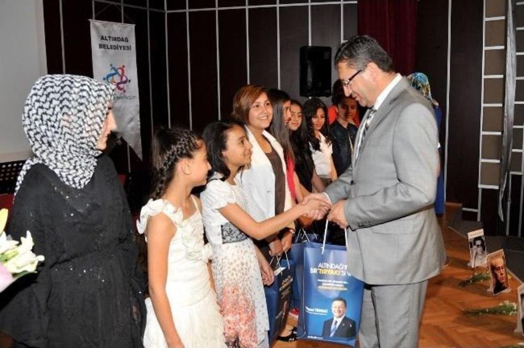 Altındağlı Gen&ccedil;lerden Şiir Dolu Akşam