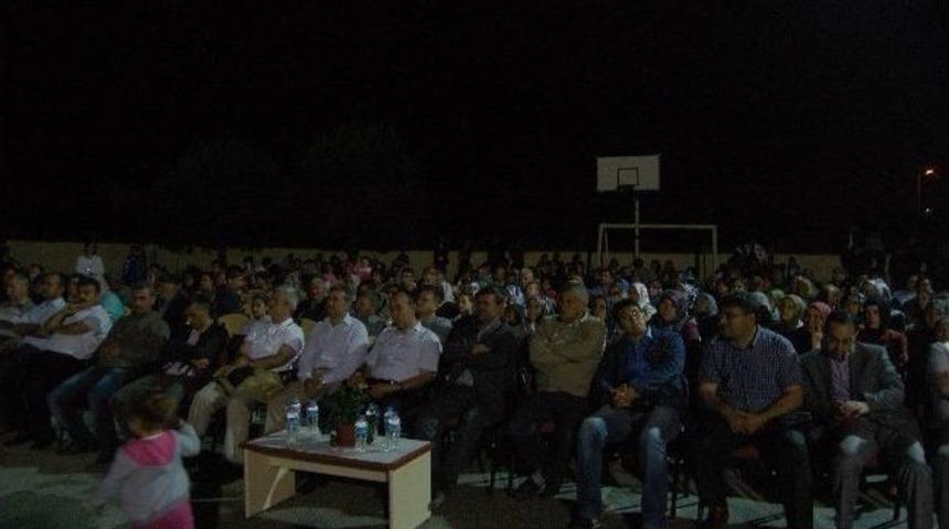 Lapseki İl&ccedil;esinde Mavera Şiir Akşamları