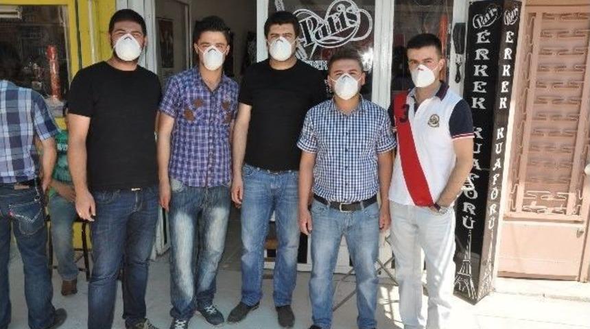 Esnaftan Toz Maskeli Protesto